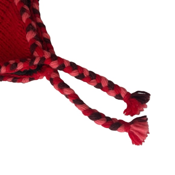 Women’s wool Turtle Fur fleece lined winter hat red and pink braided accents - Picture 5 of 11
